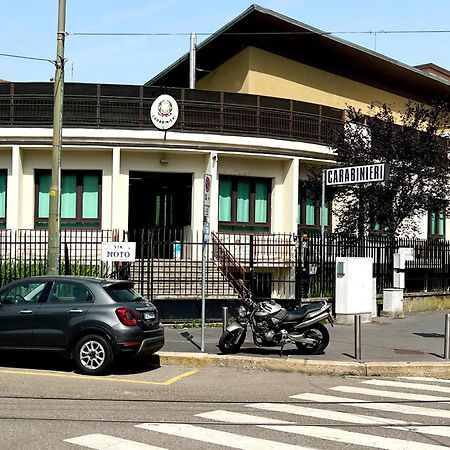 Apartamento Borgo Milanese - Bocconi 15 Minuti Exterior foto